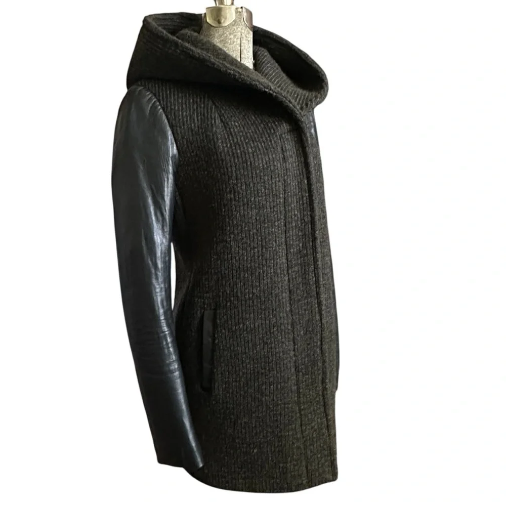 SOIA & KYO MIXED MATERIAL LEATHER AND WOOL HOODED JACKET SIZE SMALL